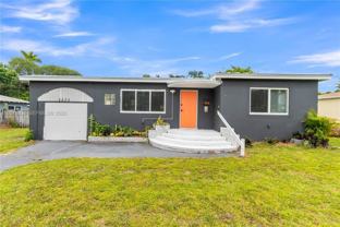 2533 Johnson St - Photo 1 of 1