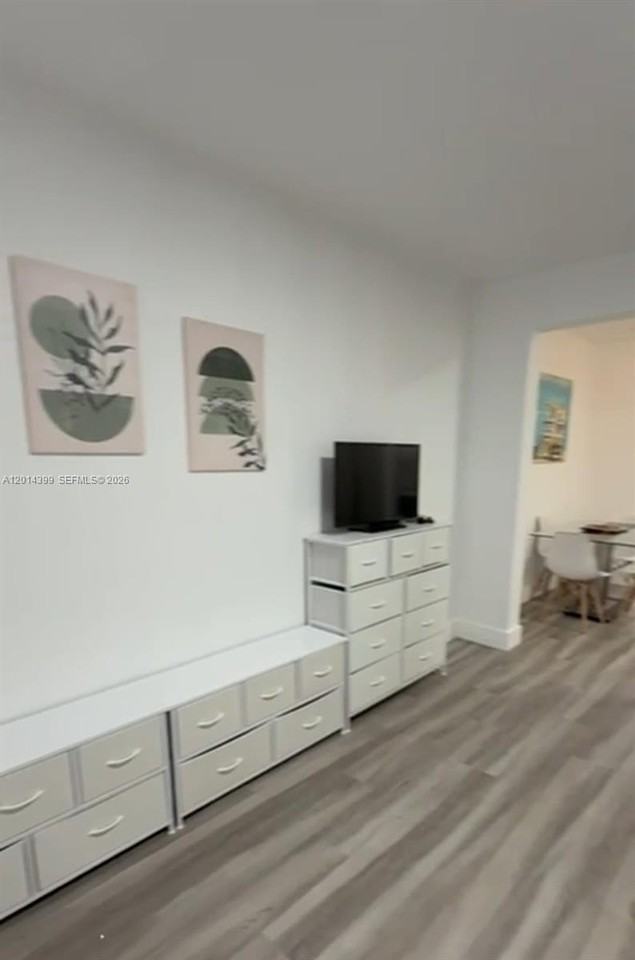 761 Euclid Ave #4 - Photo 5 of 22