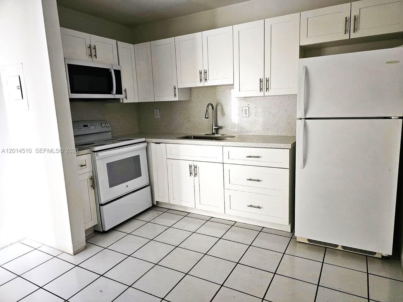 6961 W 14th Ct #103 - Photo 4 of 5
