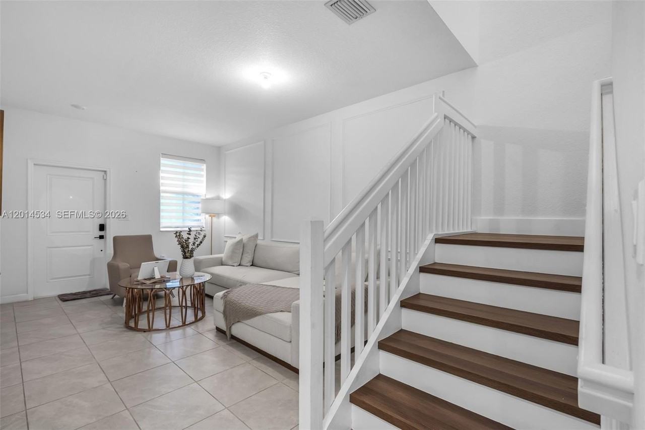 12586 Nw 22nd Pl #12586 - Photo 4 of 29