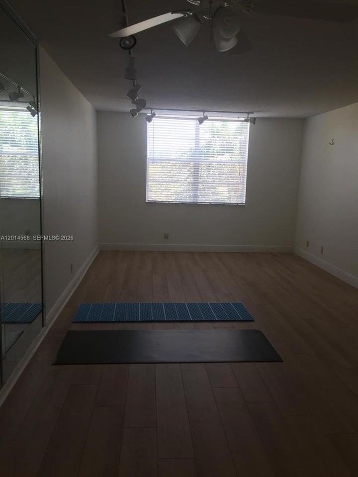 3910 Crystal Lake Dr #201 - Photo 5 of 17