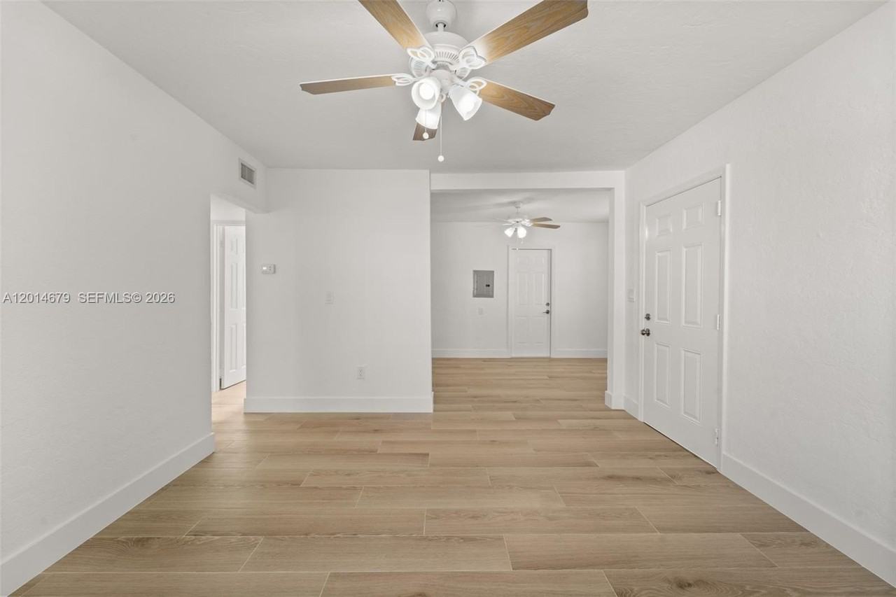255 Beacom Blvd - Photo 6 of 36