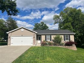 64 David Dr - Photo 1 of 1