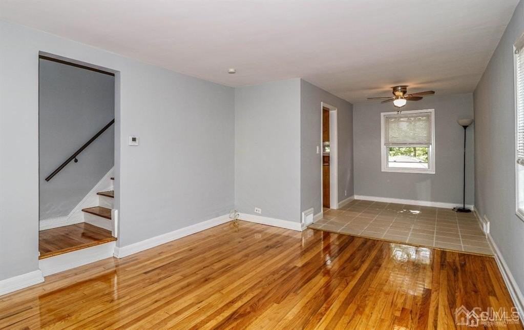 9 Macarthur Dr - Photo 2 of 12