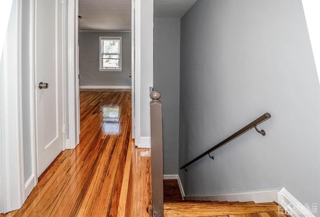 9 Macarthur Dr - Photo 5 of 12
