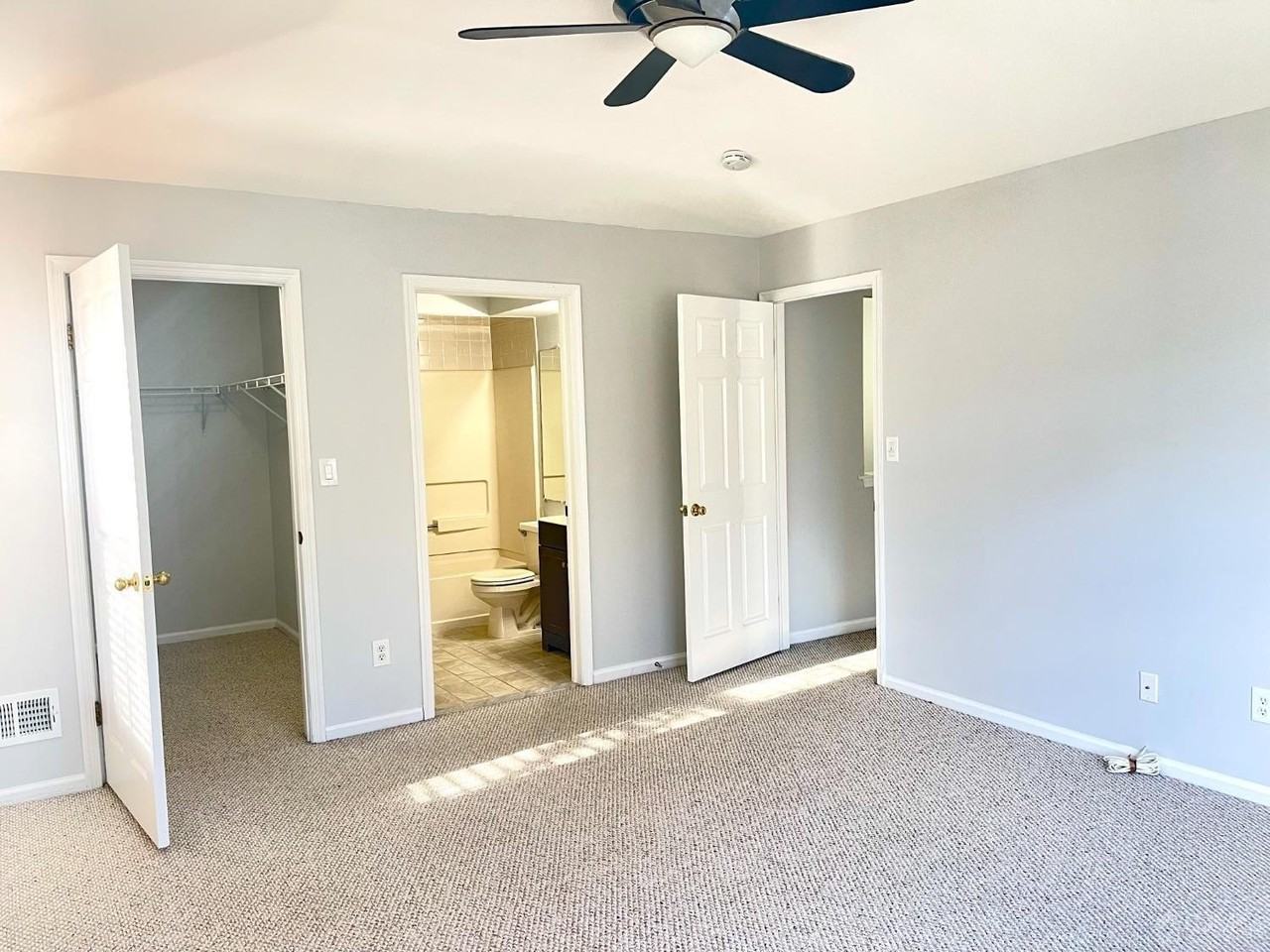 434 Waterford Dr - Photo 6 of 17