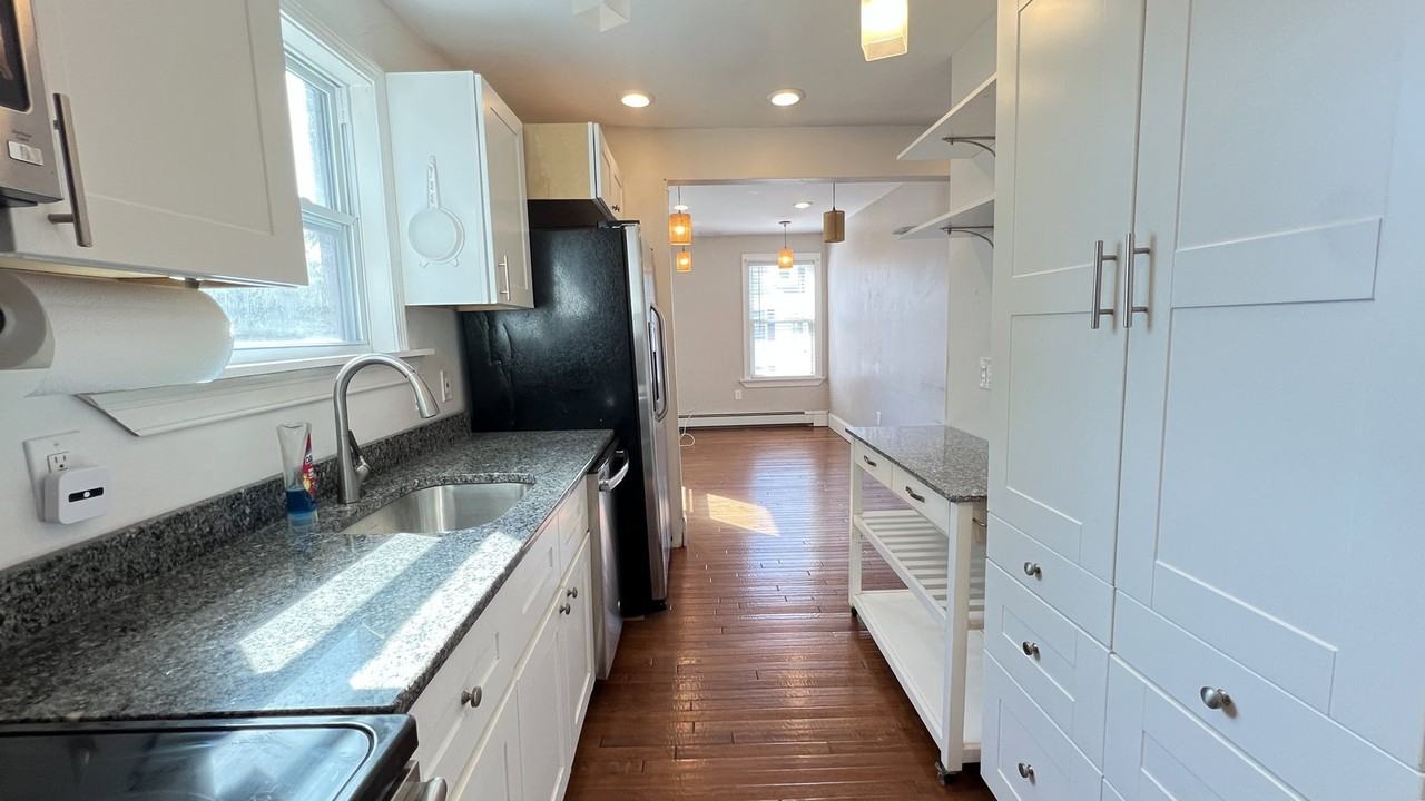 3 Mill Street Ct #2 - Photo 3 of 8