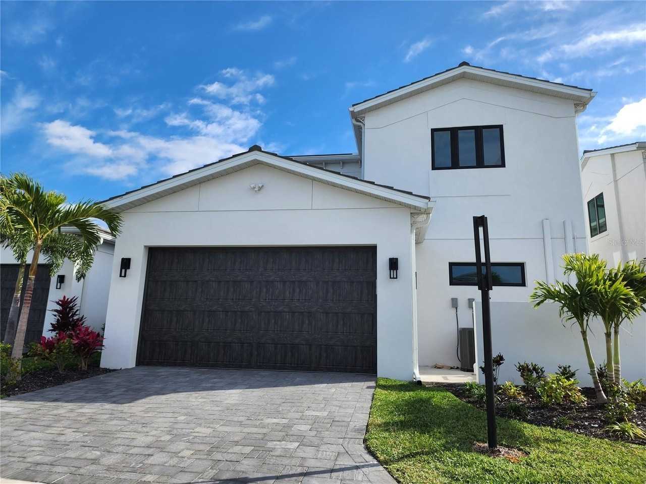 6314 Sea Lavender Dr - Photo 2 of 40