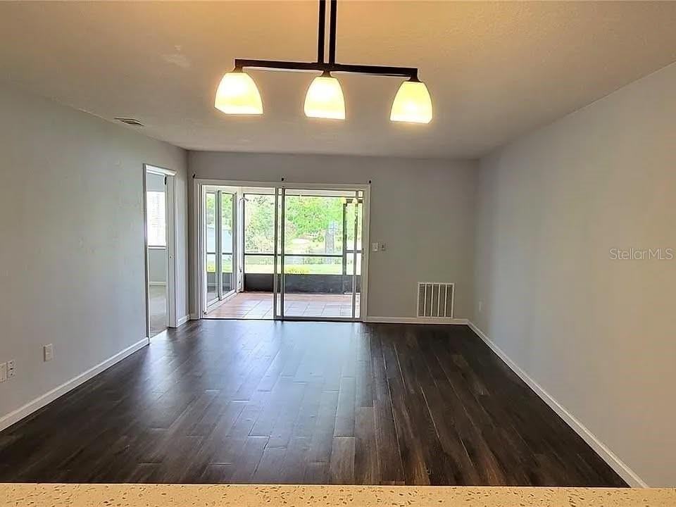 48 Kings Colony Ct #48 - Photo 5 of 12