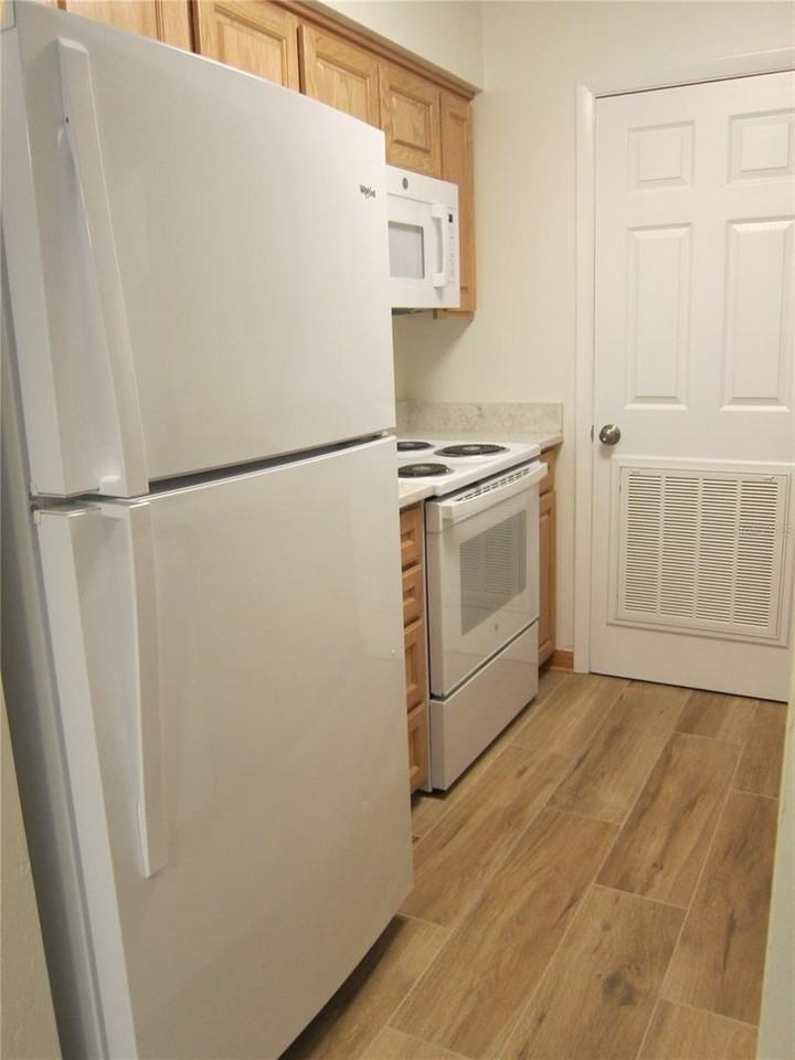 7023 Sw 21st Ln - Photo 6 of 27