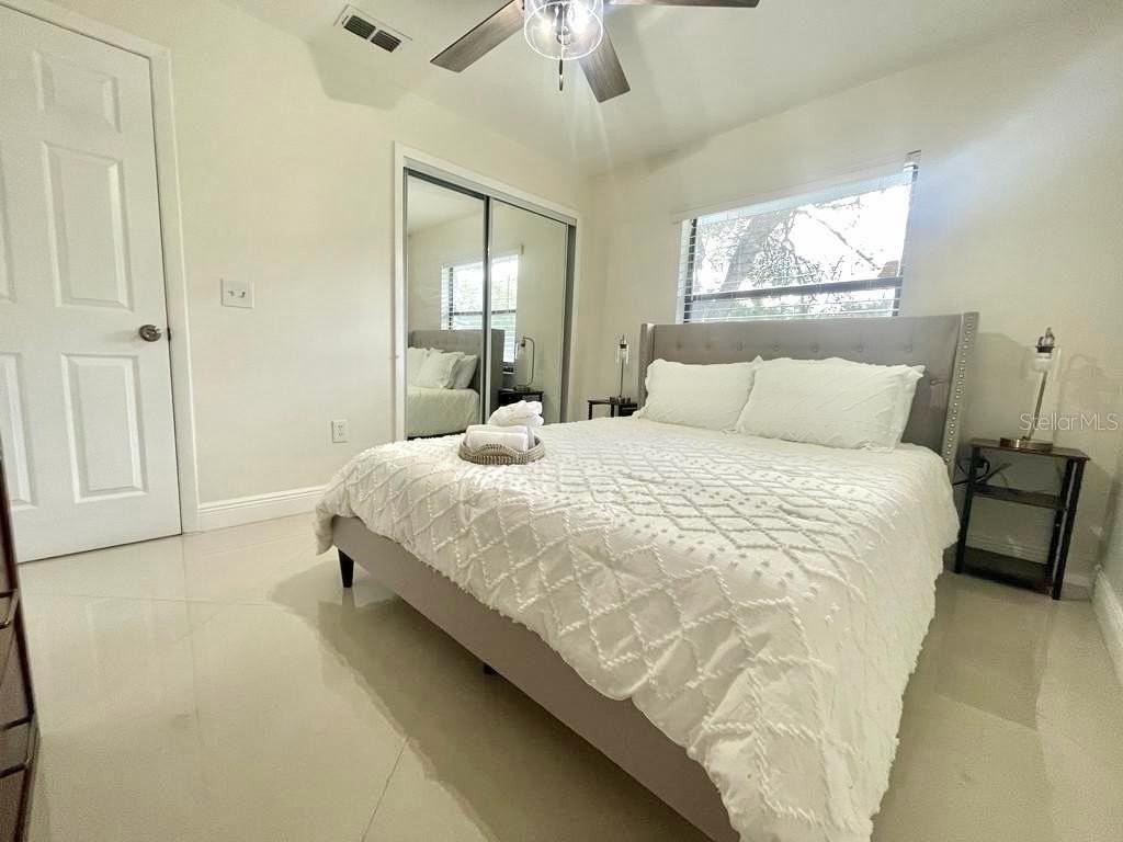202 Village View Ln - Photo 7 of 9