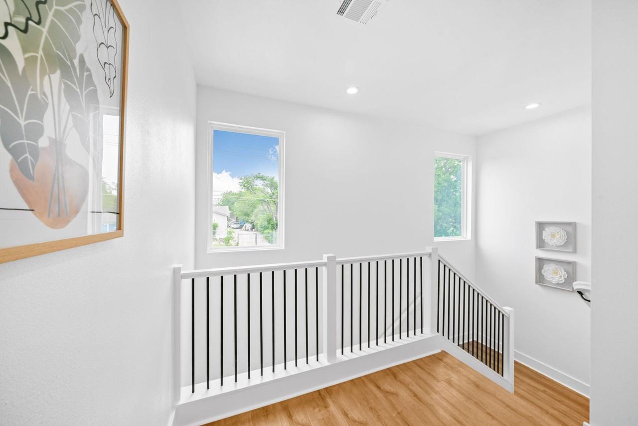Carver Ave - Photo 7 of 25