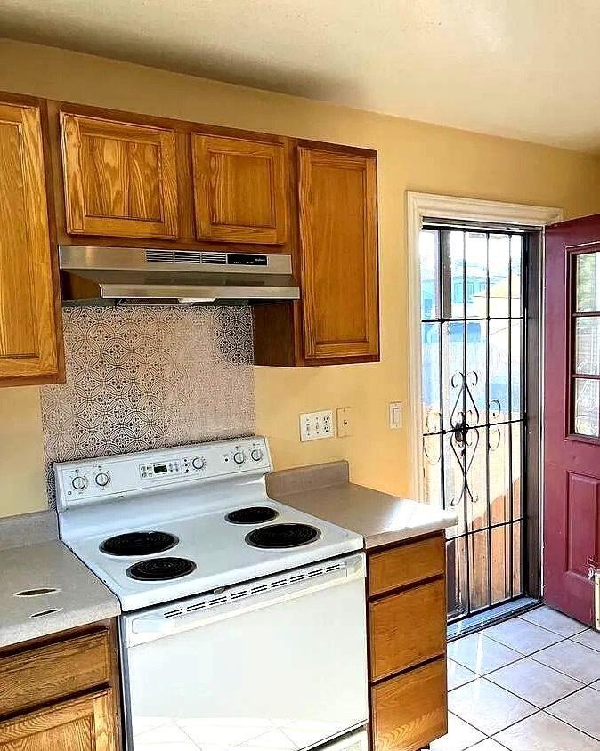 W Nevada Pl - Photo 2 of 12