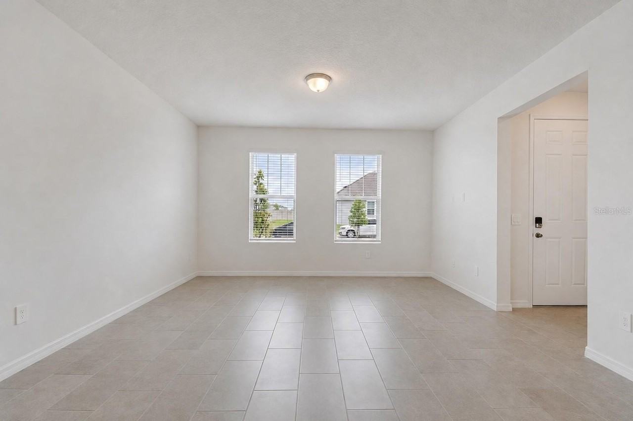 4512 Homestead Trl - Photo 6 of 45