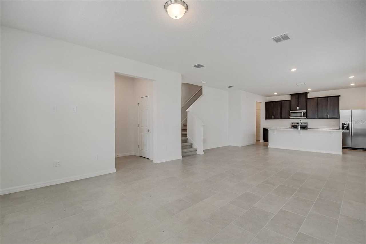 4512 Homestead Trl - Photo 7 of 45