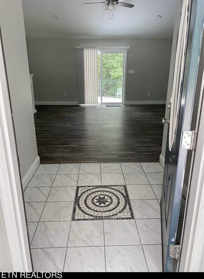 149 Mcnew Dr - Photo 2 of 15