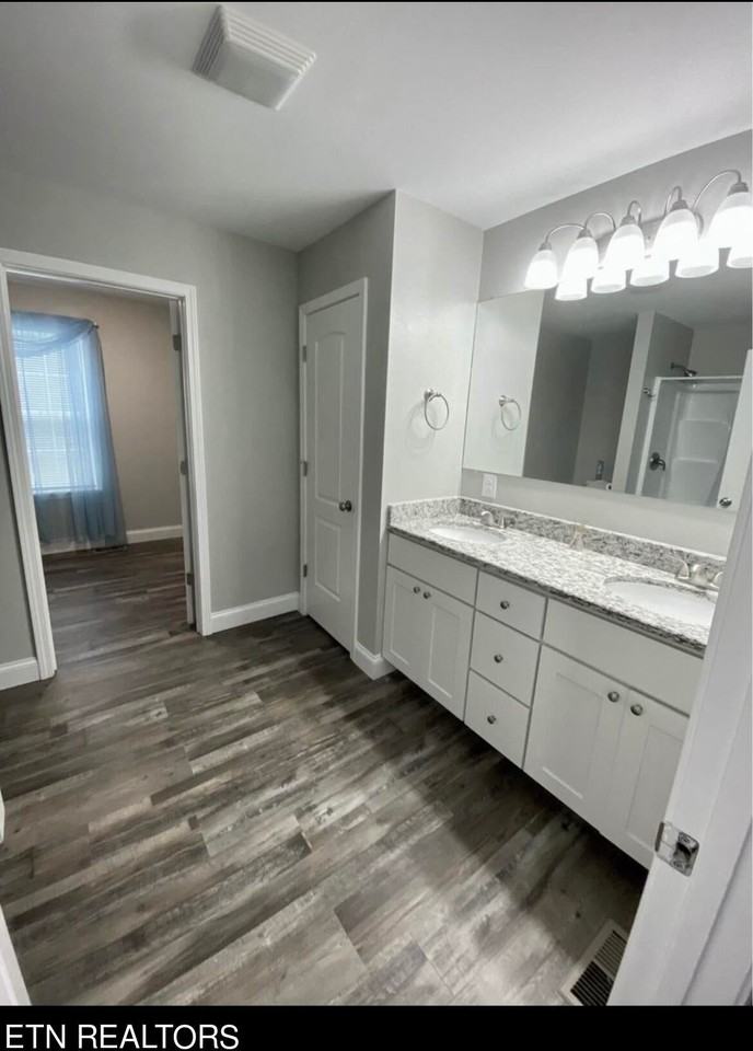149 Mcnew Dr - Photo 5 of 15