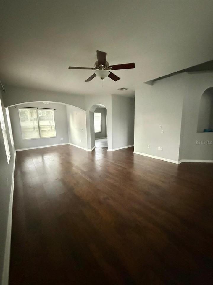 14116 Entrada Dr - Photo 4 of 50