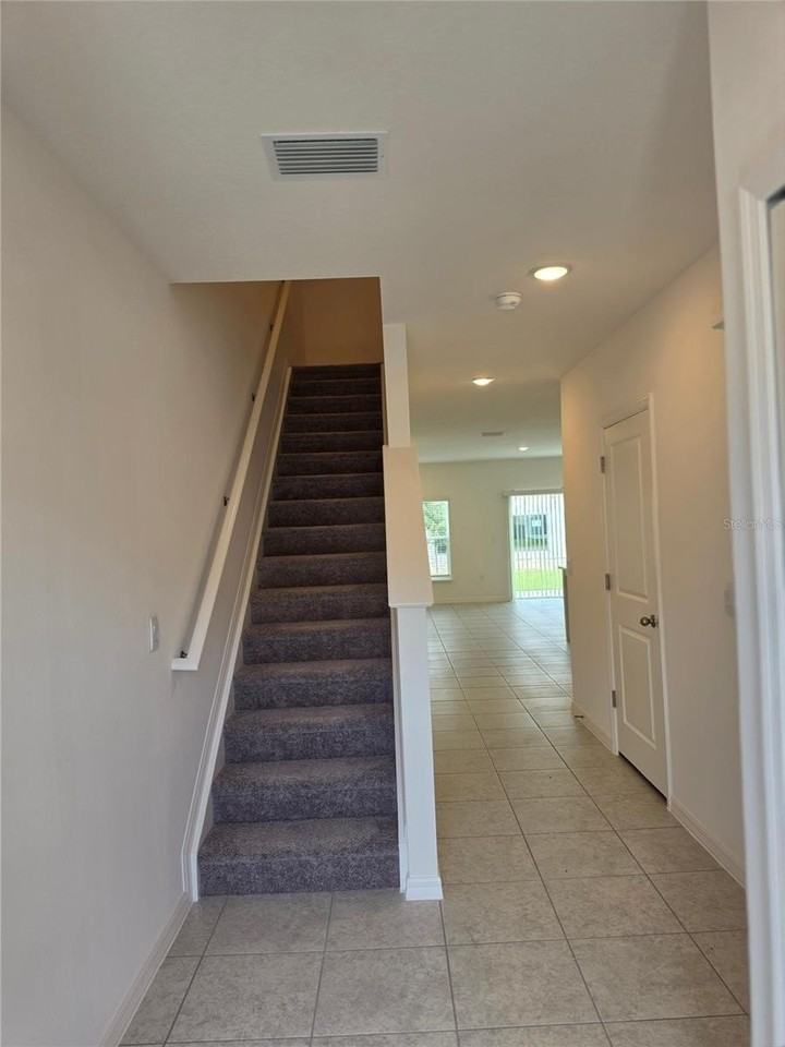 3600 Summit View Way - Photo 5 of 50