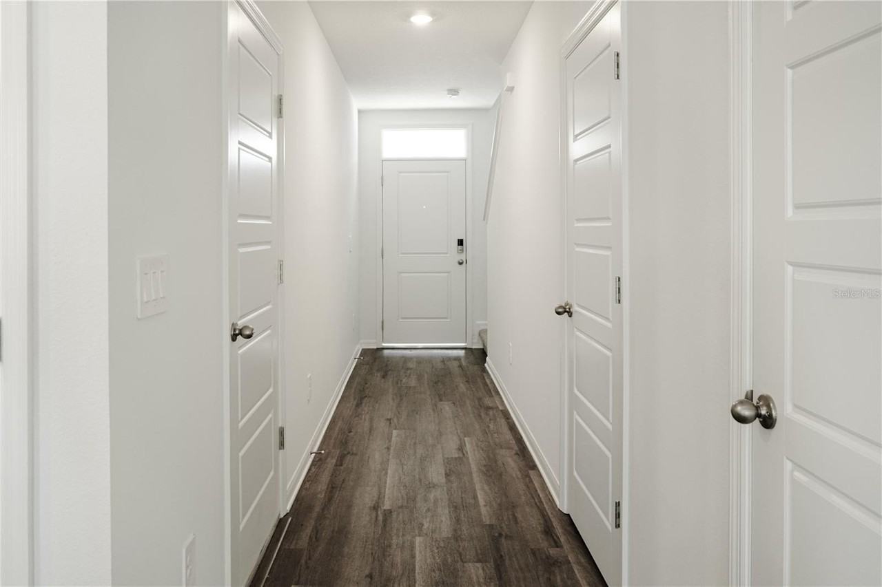 1824 Rock Elm Rd - Photo 5 of 15