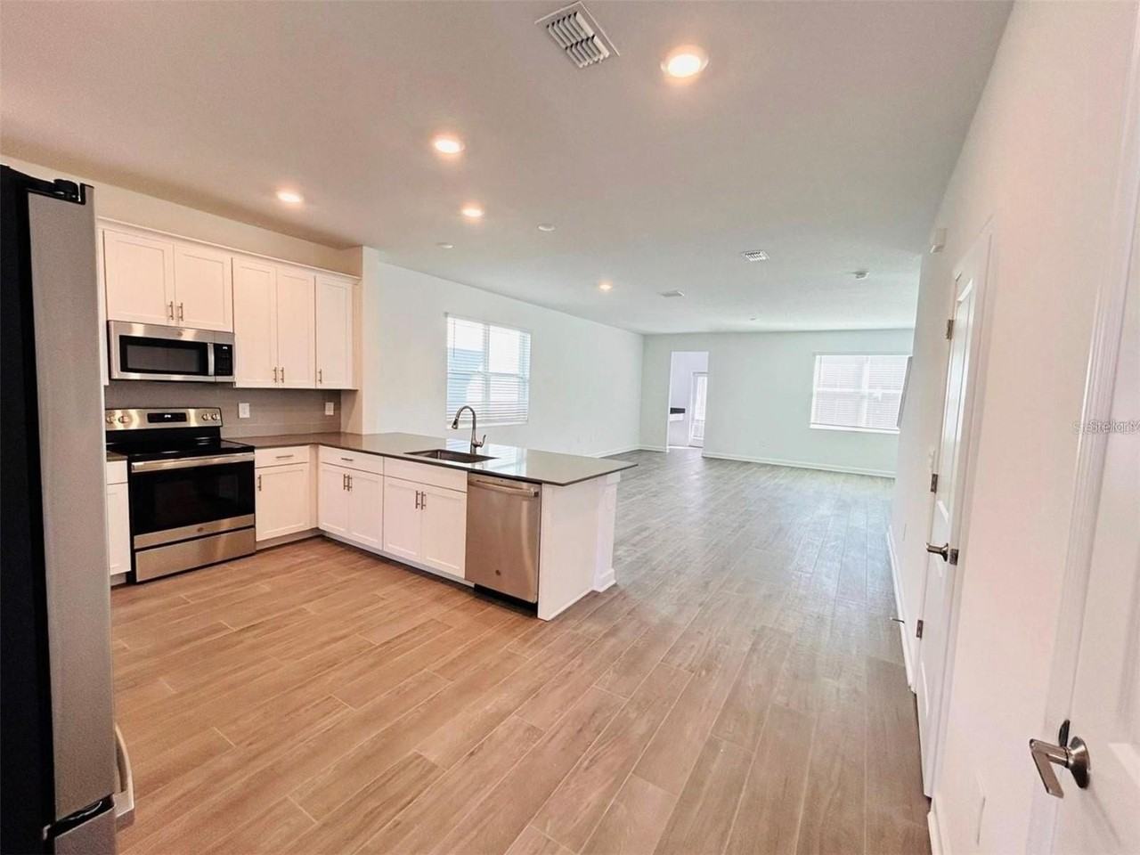 11756 Language Way - Photo 5 of 22