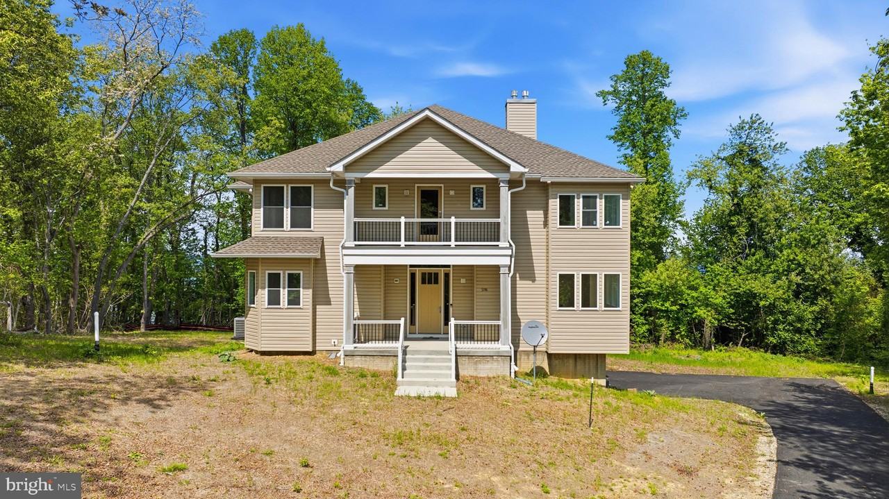 5116 Shore Dr