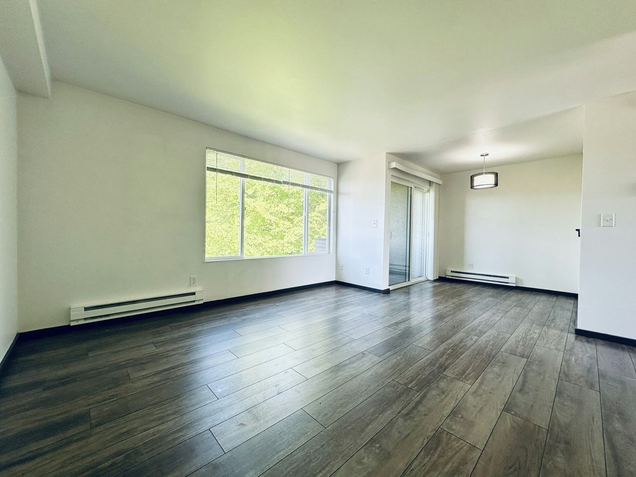 9050 Greenwood Avenue North, Unit 301 - Photo 3 of 12