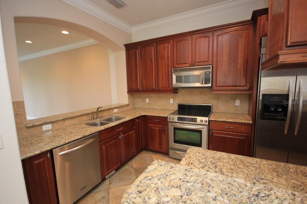 6002 Yeats Manor Dr #105 - Photo 7 of 48