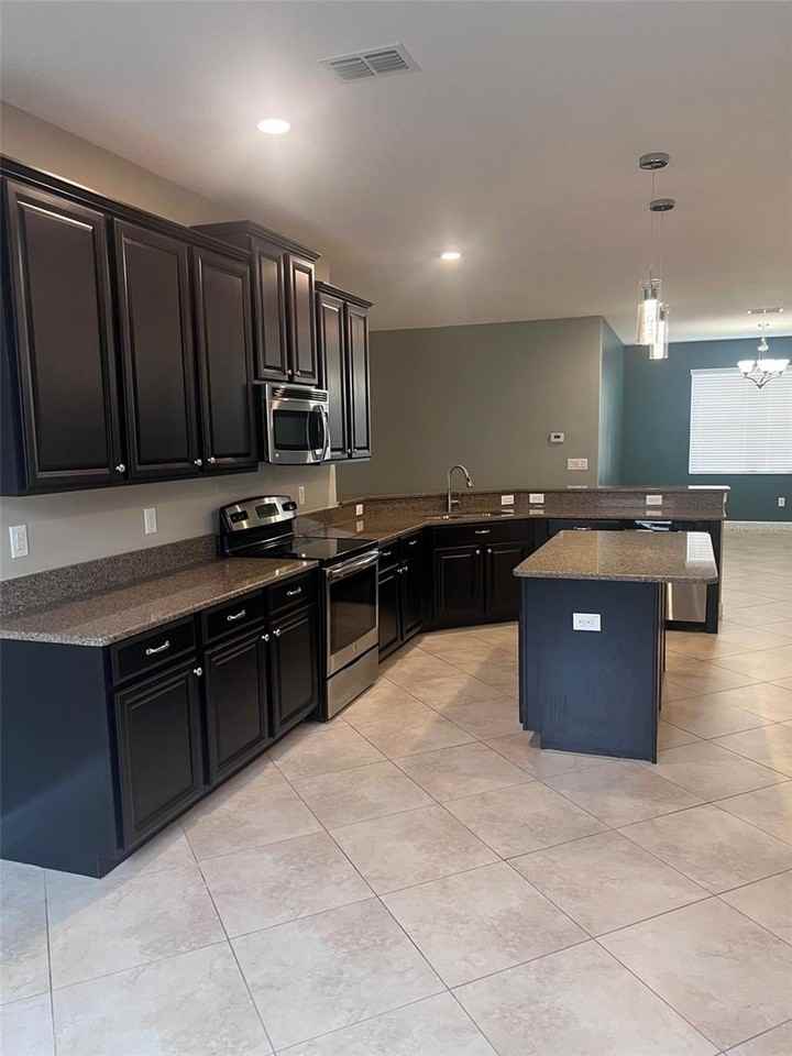 2502 Cumberland Cliff Dr - Photo 4 of 32
