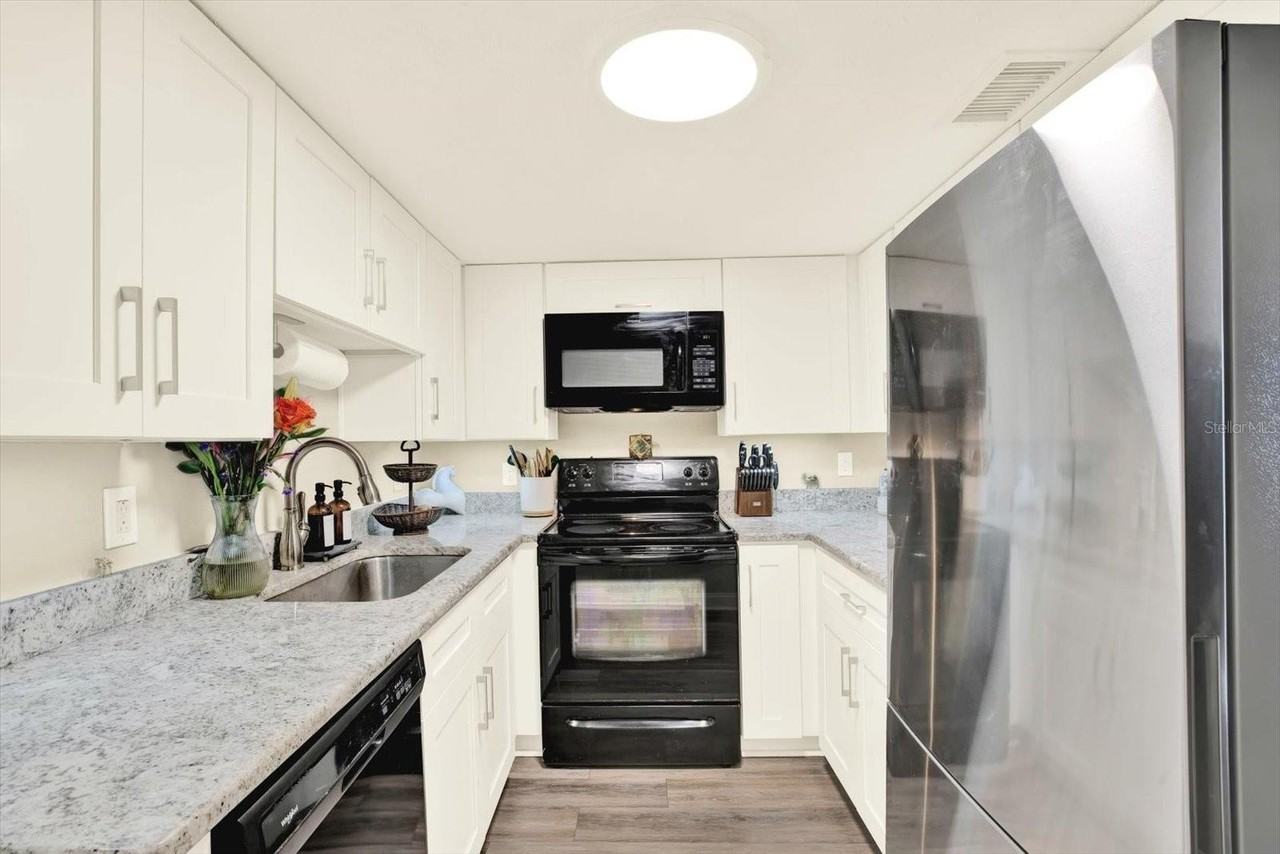 1707 E New Orleans Ave - Photo 6 of 24