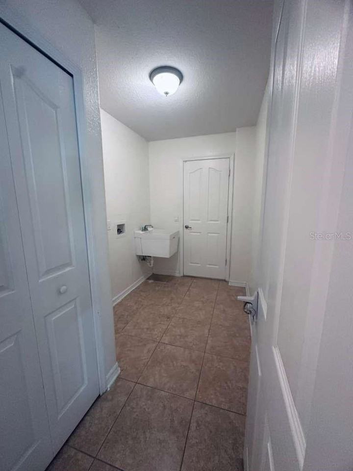 8344 Dorsey St - Photo 7 of 10