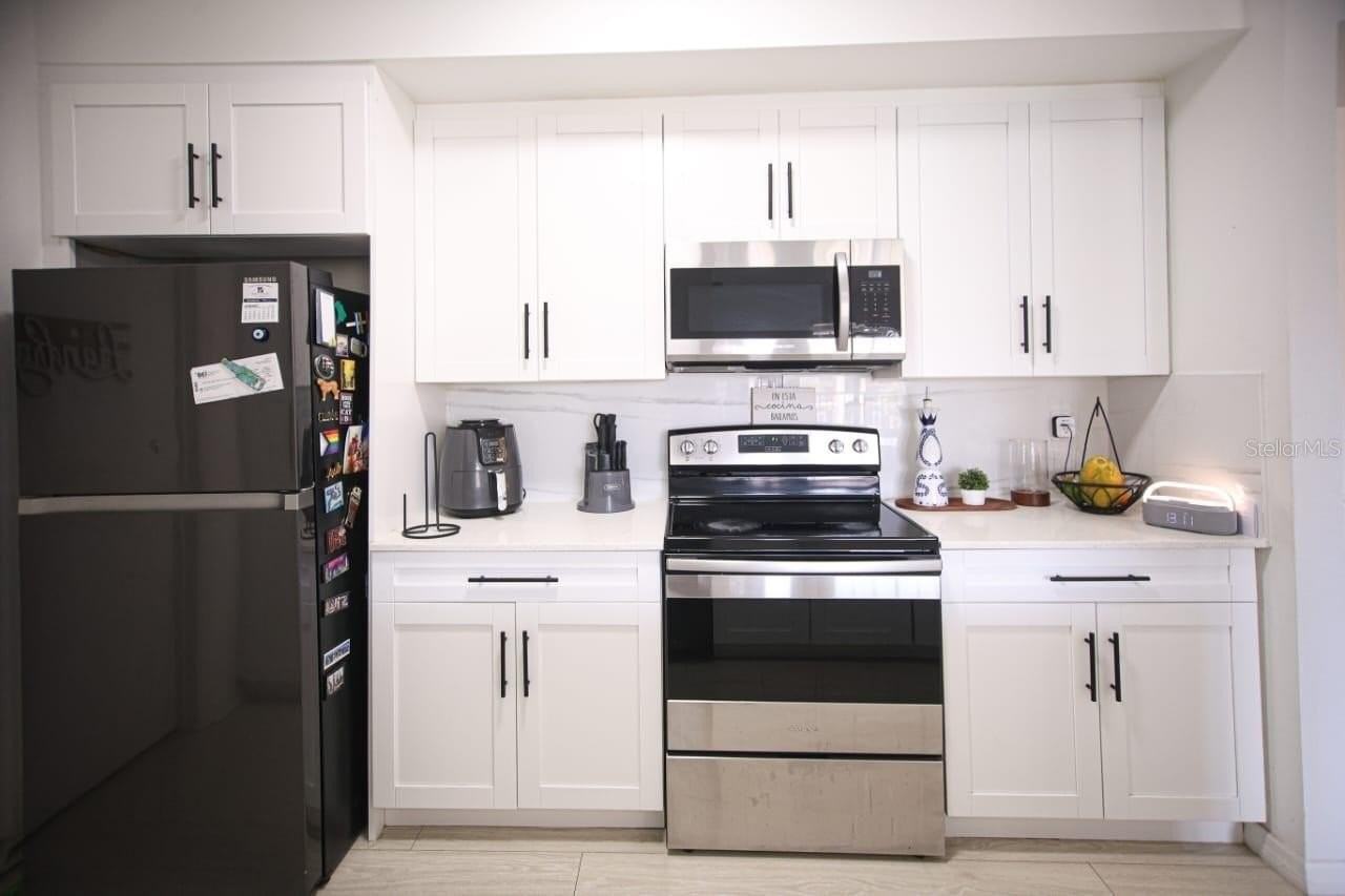 5572 Metrowest Blvd #311 - Photo 5 of 8