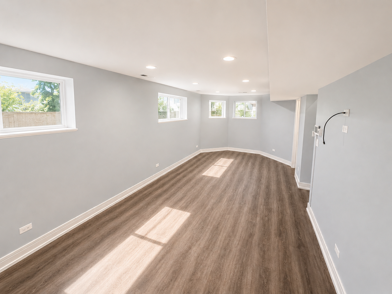 3622 West Franklin Boulevard, Unit Garden - Photo 4 of 13