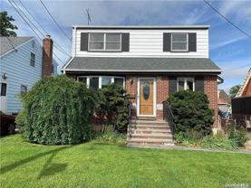 220 Pershing Pkwy - Photo 1 of 1