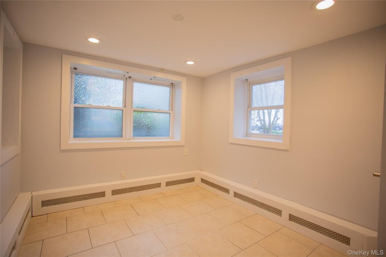 251 W Broadway #101 - Photo 4 of 14