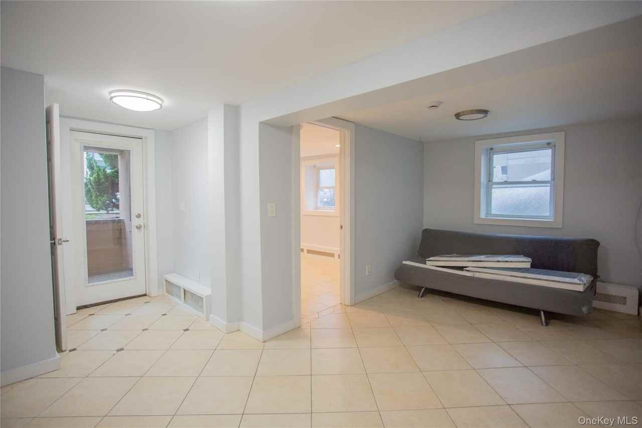 251 W Broadway #101 - Photo 7 of 14