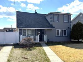 featured image of 865 Grand Blvd