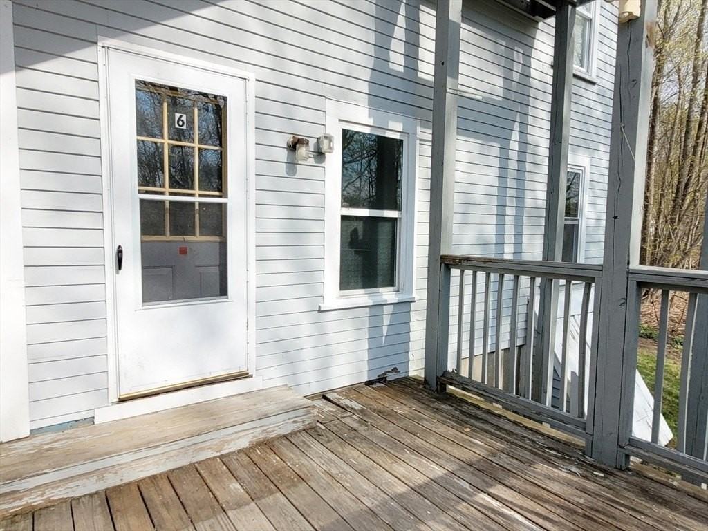 28 Whitney St #6 - Photo 2 of 13