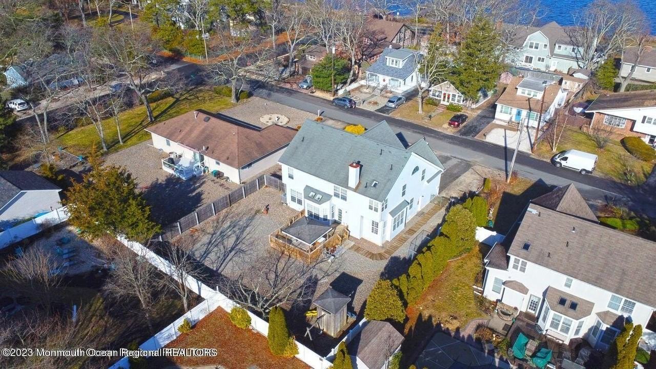 505 Buhler Ave - Photo 3 of 50