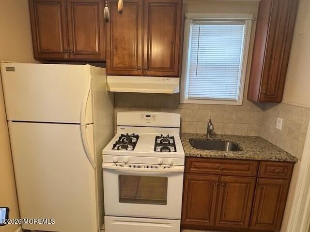 65 Sampson Ave #1 - Photo 3 of 11