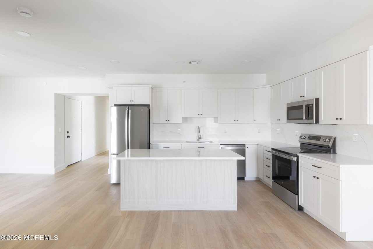 9 Wharf Ave #3 - Photo 3 of 26
