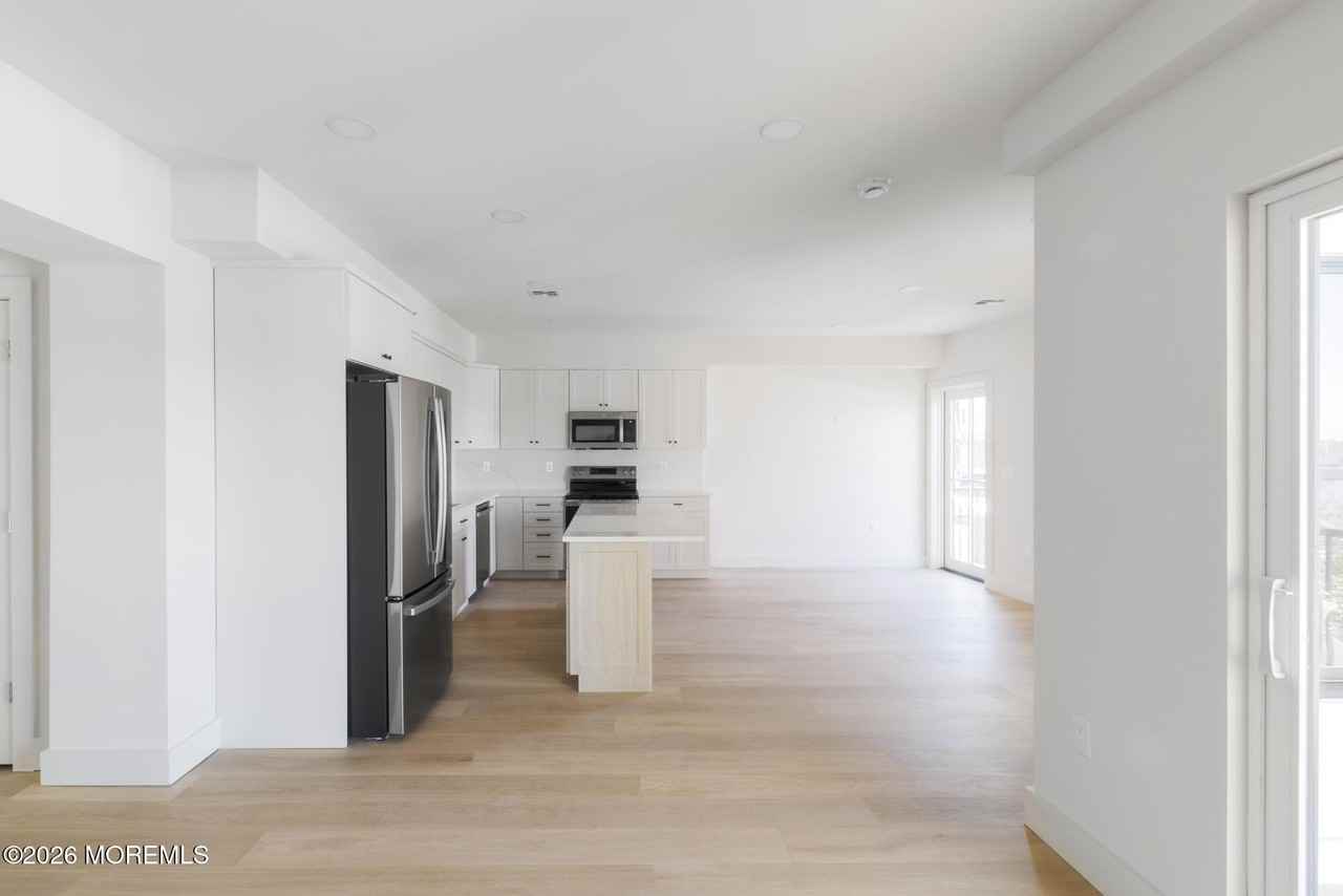 9 Wharf Ave #3 - Photo 6 of 26