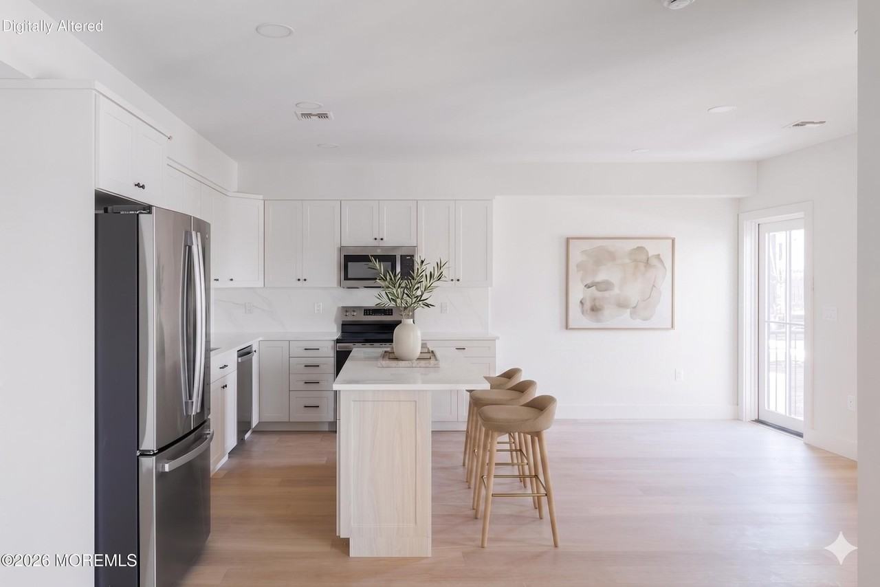 9 Wharf Ave #3 - Photo 7 of 26