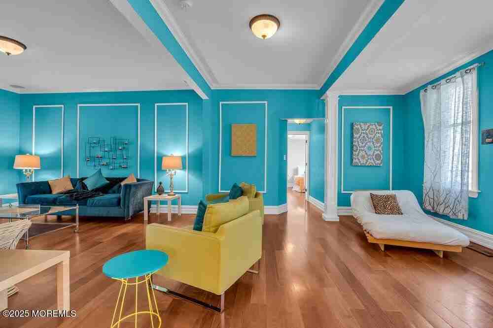 206 3rd Ave #1 - Photo 6 of 21