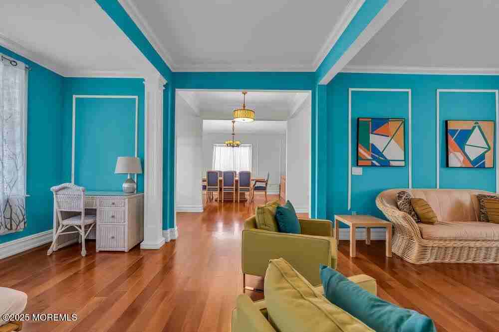 206 3rd Ave #1 - Photo 7 of 21