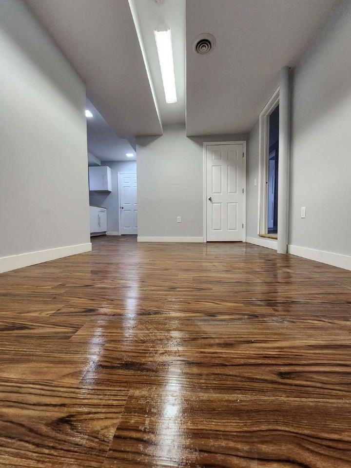 7302 Columbia Ave #C - Photo 5 of 15