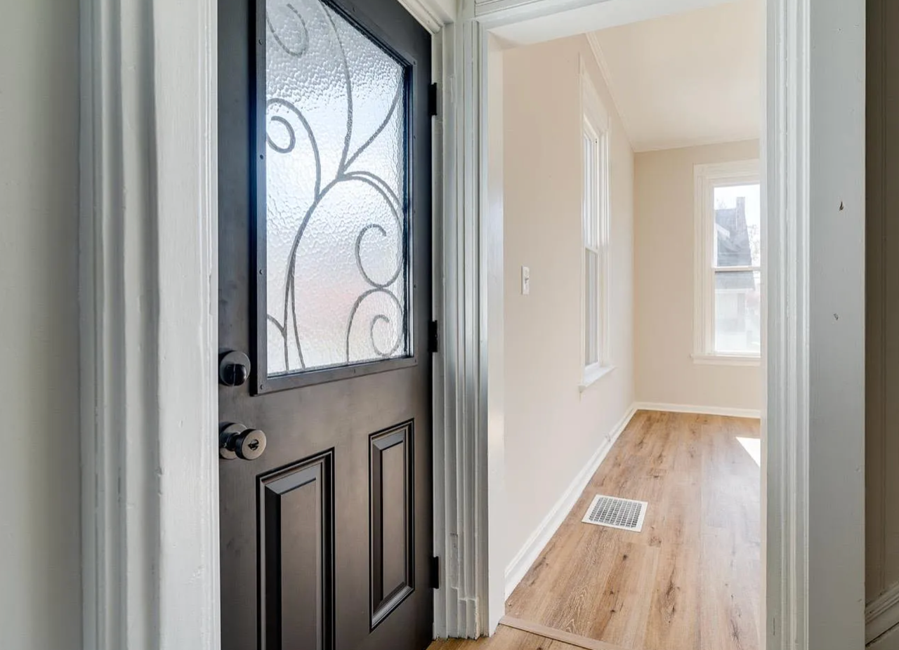 1734 Cleveland Ave - Photo 3 of 20