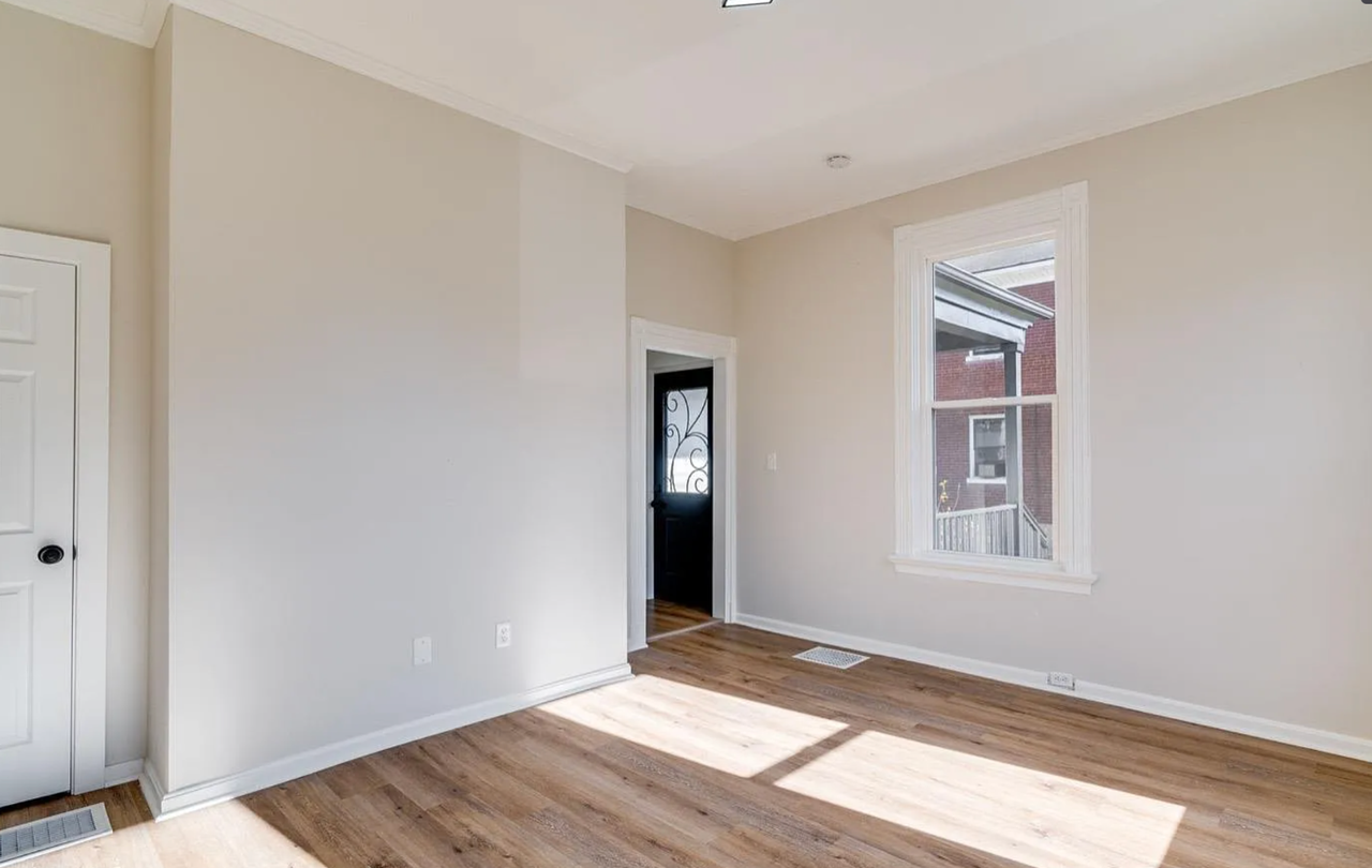 1734 Cleveland Ave - Photo 4 of 20