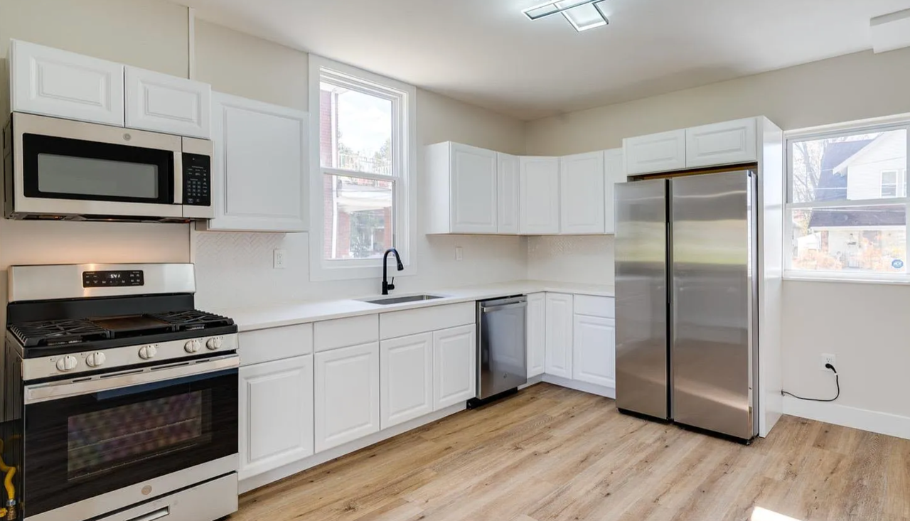 1734 Cleveland Ave - Photo 6 of 20