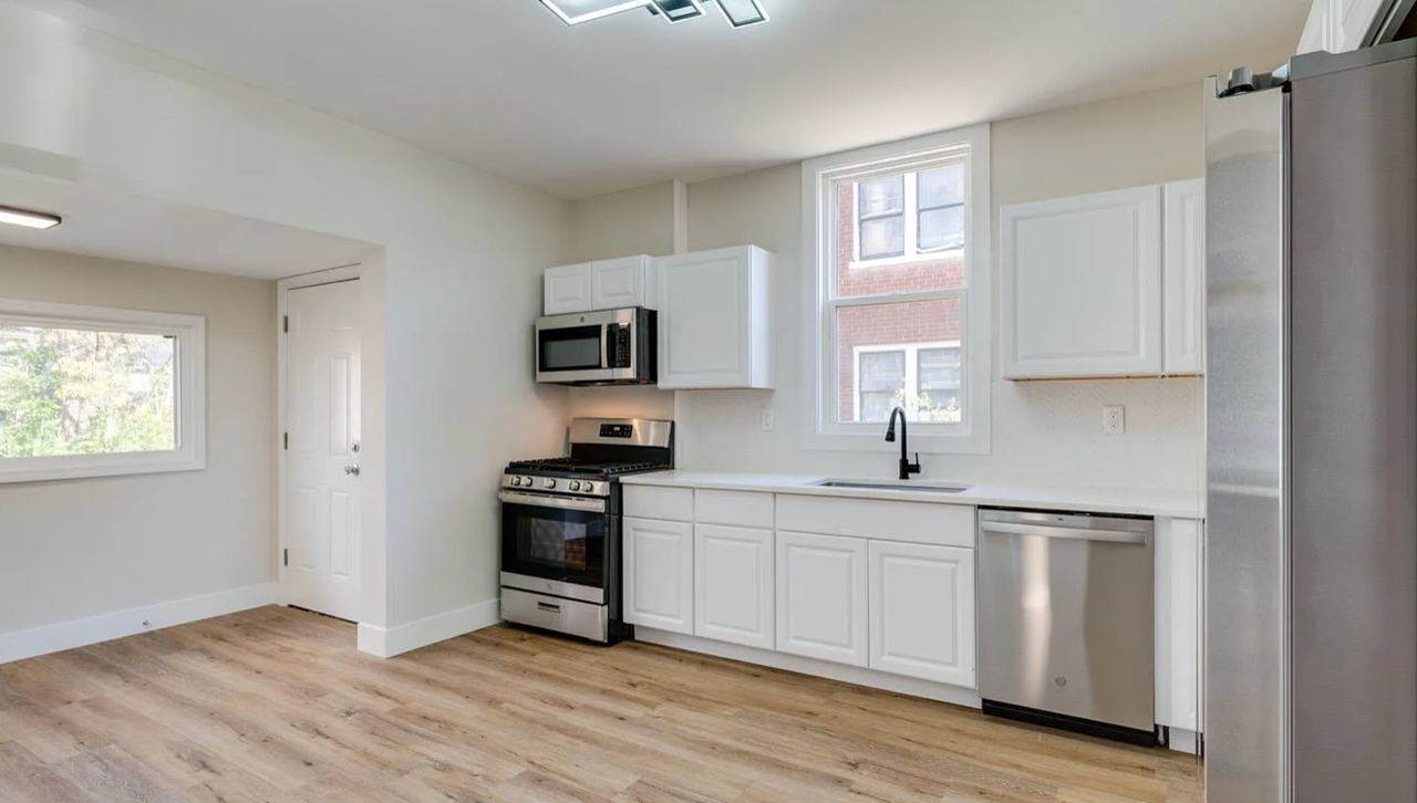 1734 Cleveland Ave - Photo 7 of 20